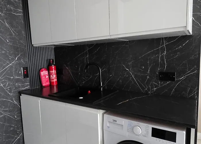 Lovely With Wifi In Vibrant Appartamento Dublino